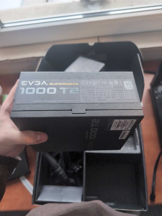 Sursa evga 1000w titanium