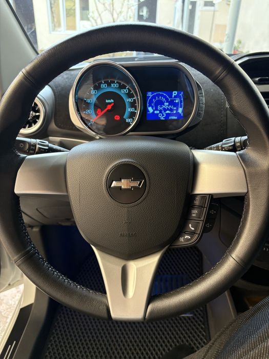 Spark 4-поз 2023-год