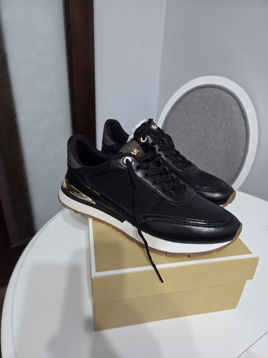 Adidasi Michael Kors