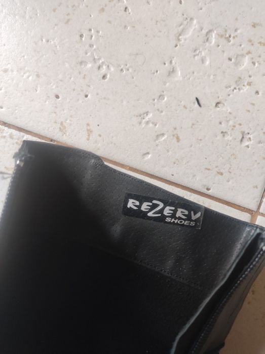 Дамски ботуши с цип- естествена кожа