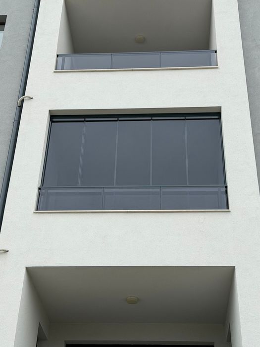 Остъкляване на балкони и тераси тип Хармоника -По Поръчка