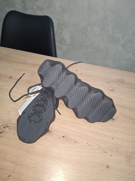 Yeezy Adidas 47 1/3