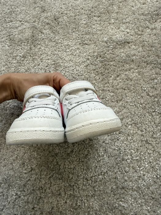 Обувки за момиче Michael kors, Nike и други 22 номер