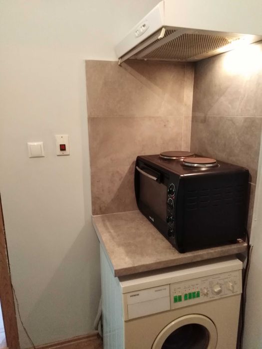 Дава се под наем Едностаен апартамент в Пловдив, Център - 34 кв.м за 229.5 € - Снимка #3