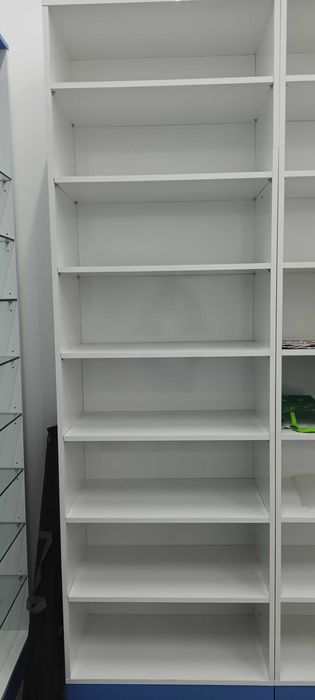 Продавам 6бр стелажи