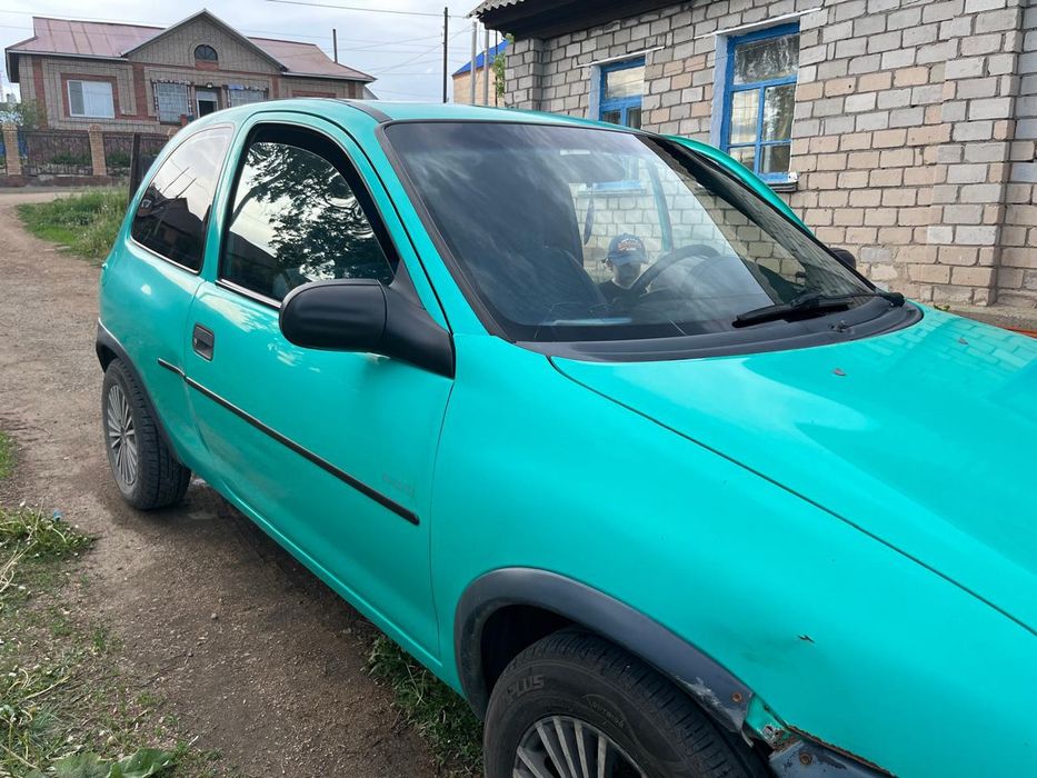 Продам машину документы в порядке техосмотр пройден