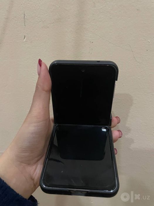 Samsung Z Flip 4  8/256 5G
