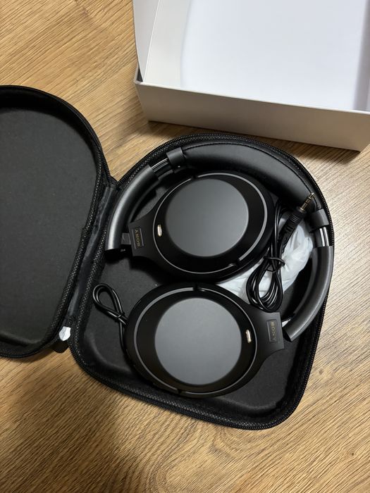 SONY WH-1000XM4 XM4 слушалки чисто нови без забележка сони