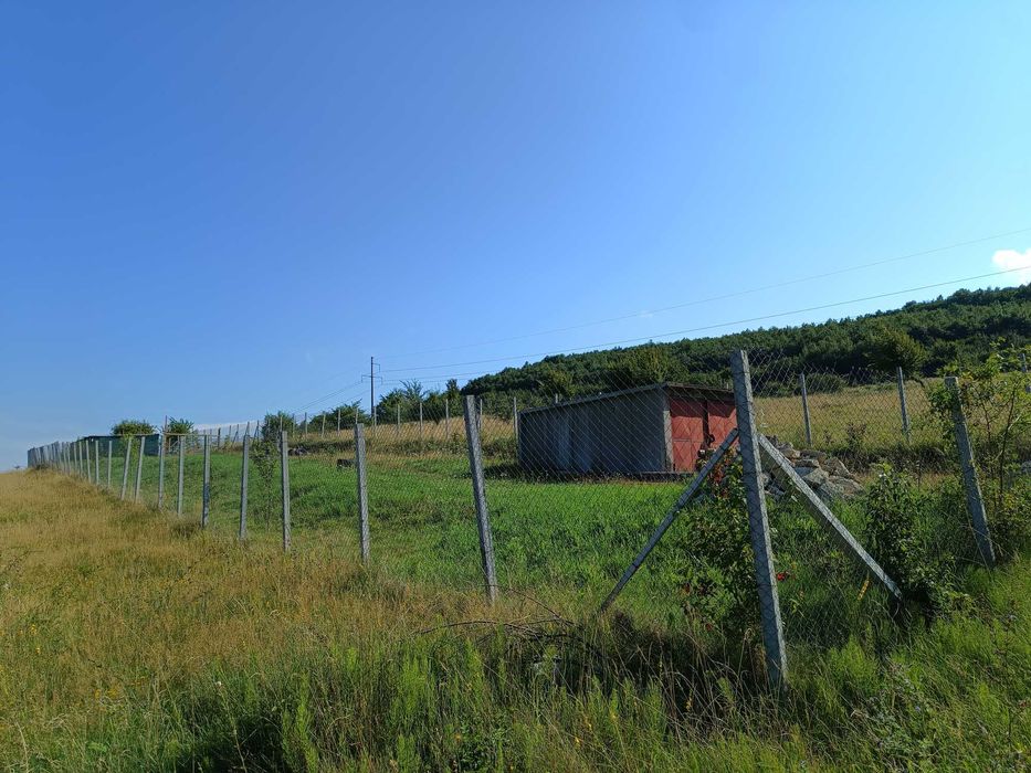 Vand teren foarte aproape de  Cluj