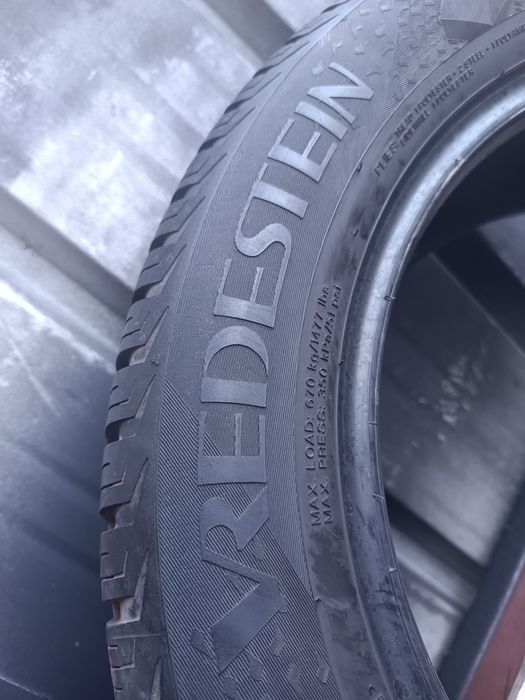 205/55/16 Vredestein