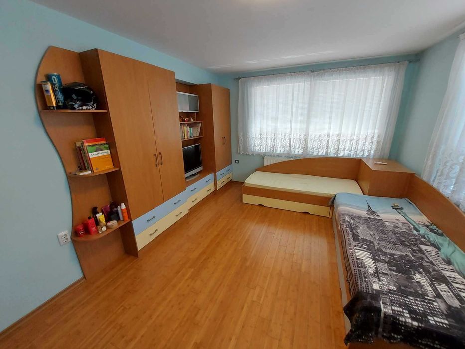Продава се Тристаен апартамент в Търговище, Център - 115 кв.м за 1242 €/кв.м - Снимка #9