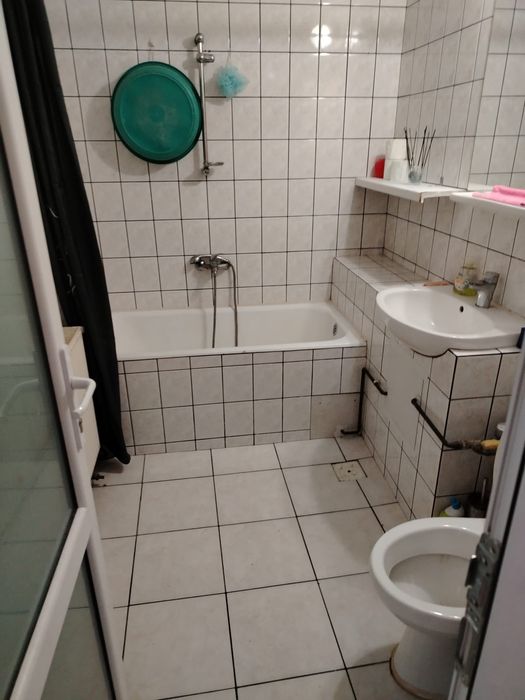 Apartament cu 2 camere de inchiriat