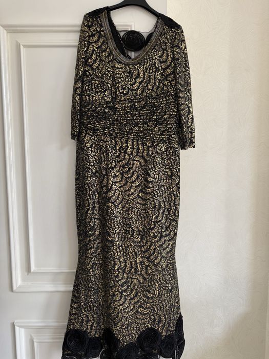 Вечерние платья