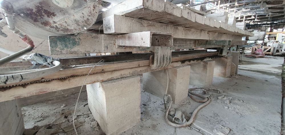 Машина за мрамор и гранит