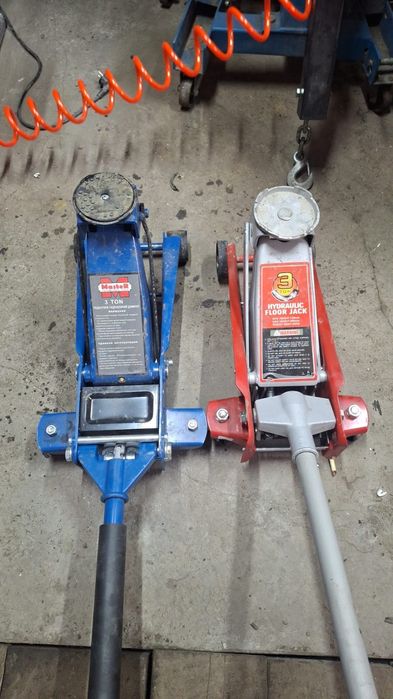 Продам шиномантажныи станок