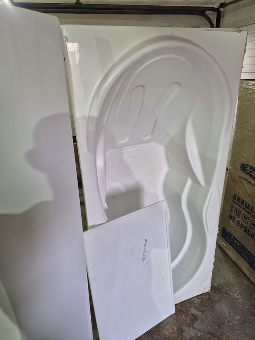 Ванна  акриловая