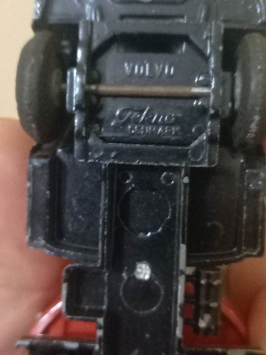 Метална играчкаTekno Volvo