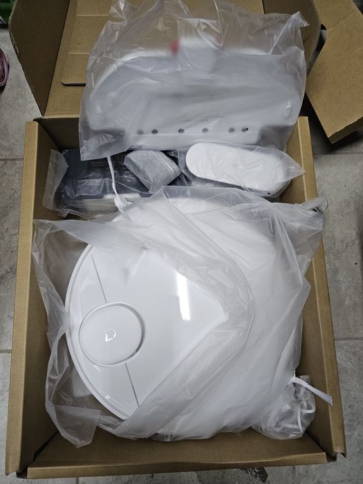 Citeste descrierea!! Aspirator Xiaomi Mi Robot Vacuum Mop P - NOU