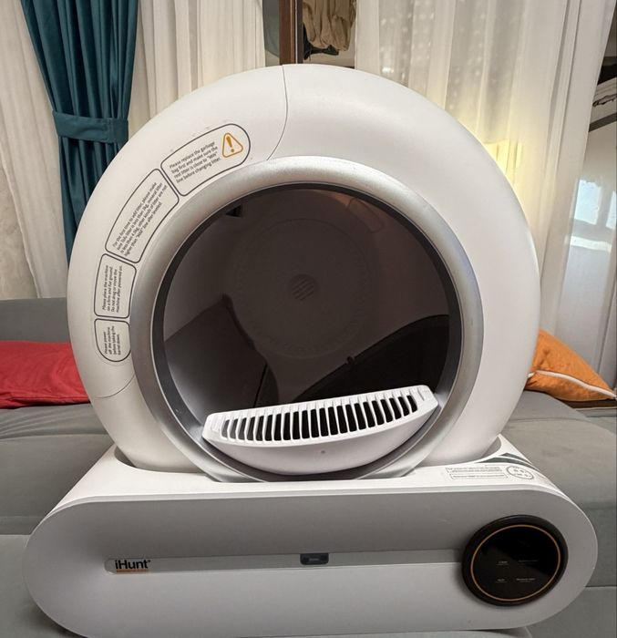 Litieră automată pentru pisici iHunt - stare foarte bună