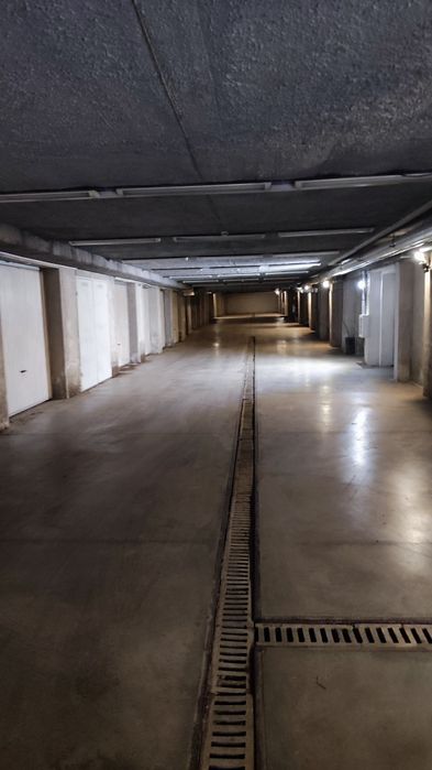 Дава се под наем Гараж / Паркомясто в София, Зона Б-18 - 17 кв.м за 132.6 € - Снимка #5