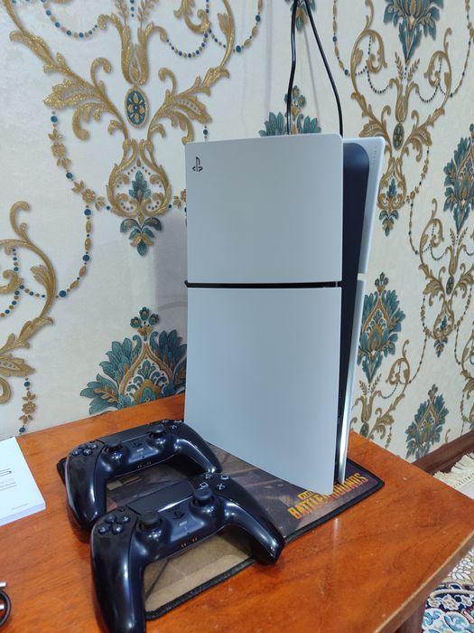 Playstation 5 Slim
CF-2116 EVRO region yangi reviziyasidan.
Korpus ma