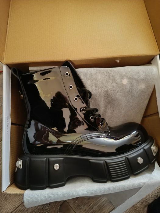 Bocanci gen New Rock Moderni