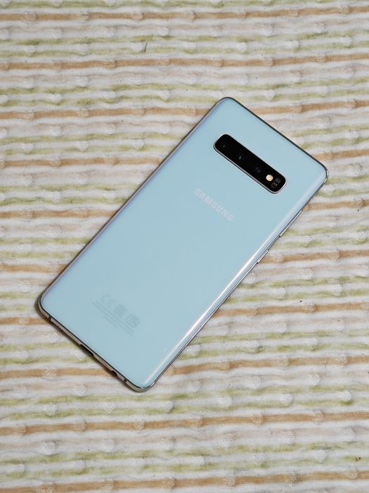 Samsung S10 Plus 128 gb Ram 8 EAC
