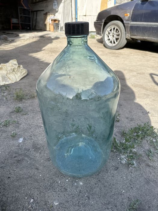 Продам бутыль 20 л