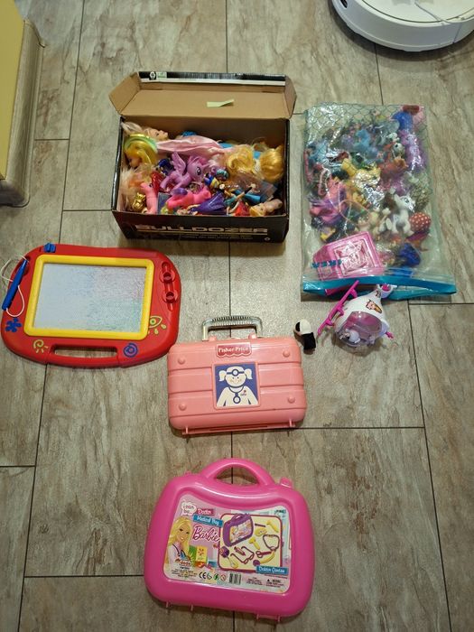 Намалени на 9лв Огромни детски лотове+ подаръци