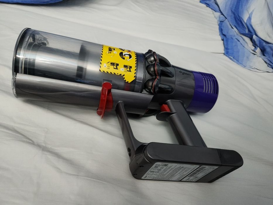 PFA Kerekes Lorand Reparatii, curatare si igienizare aspiratoare Dyson