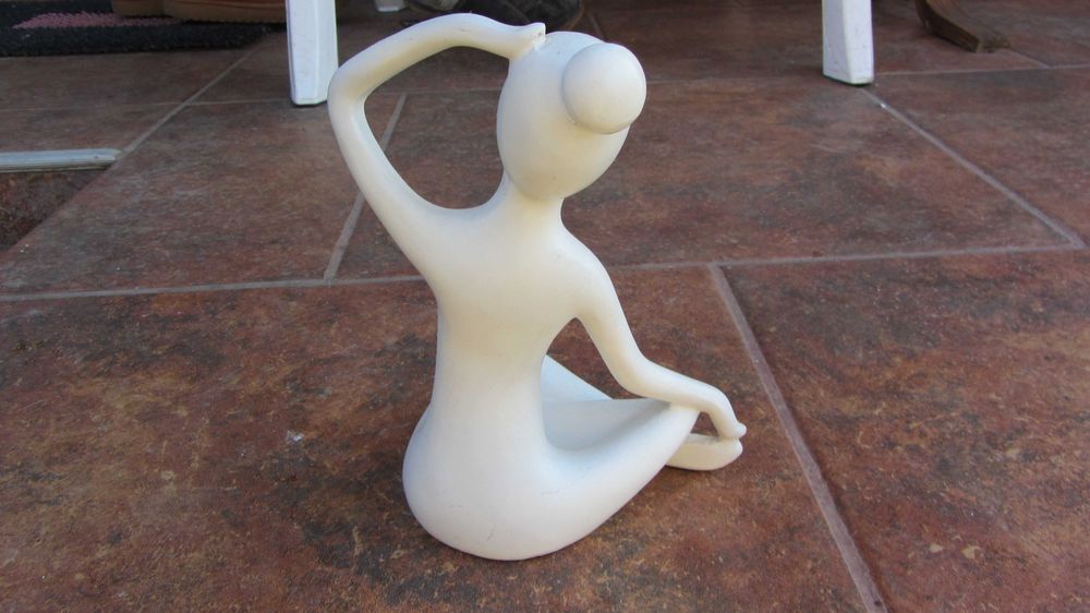 3 Balerine statuete 20cm inaltime, meditatie,  foarte frumoase