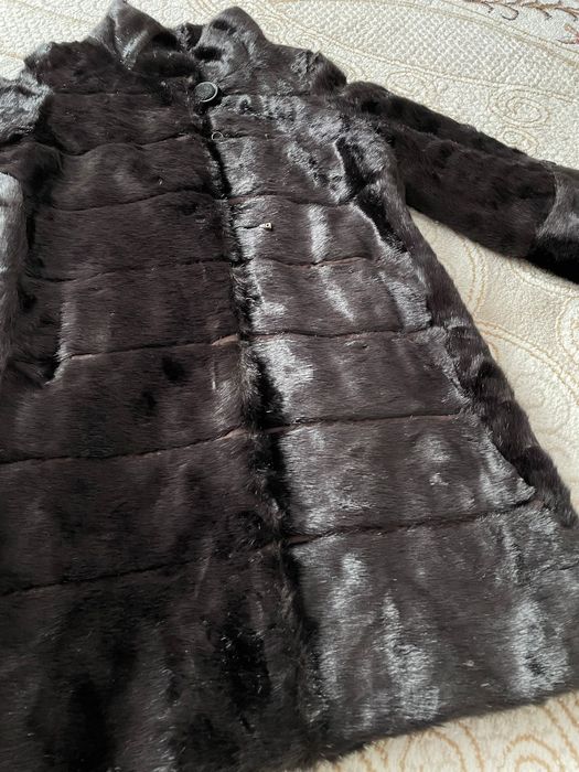 Продам шубу(искусственная) под норку