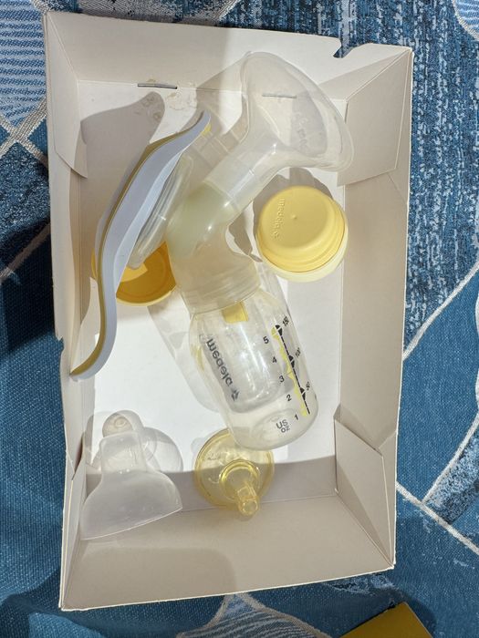 Продам молокоотсос Medela, очень удобный, пользовалась не долго
