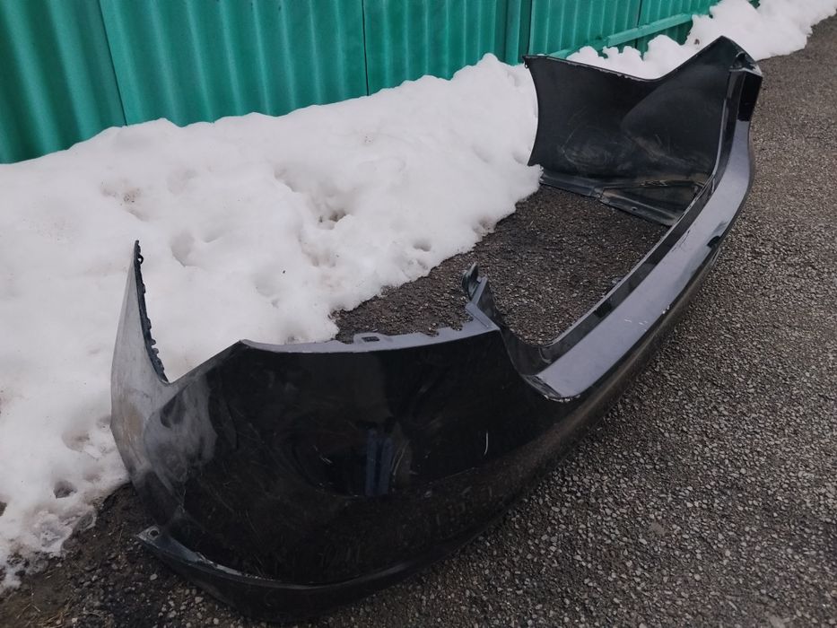 Задний бампер на Toyota Camry 70