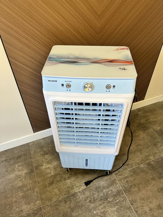 Кондиционер напольный