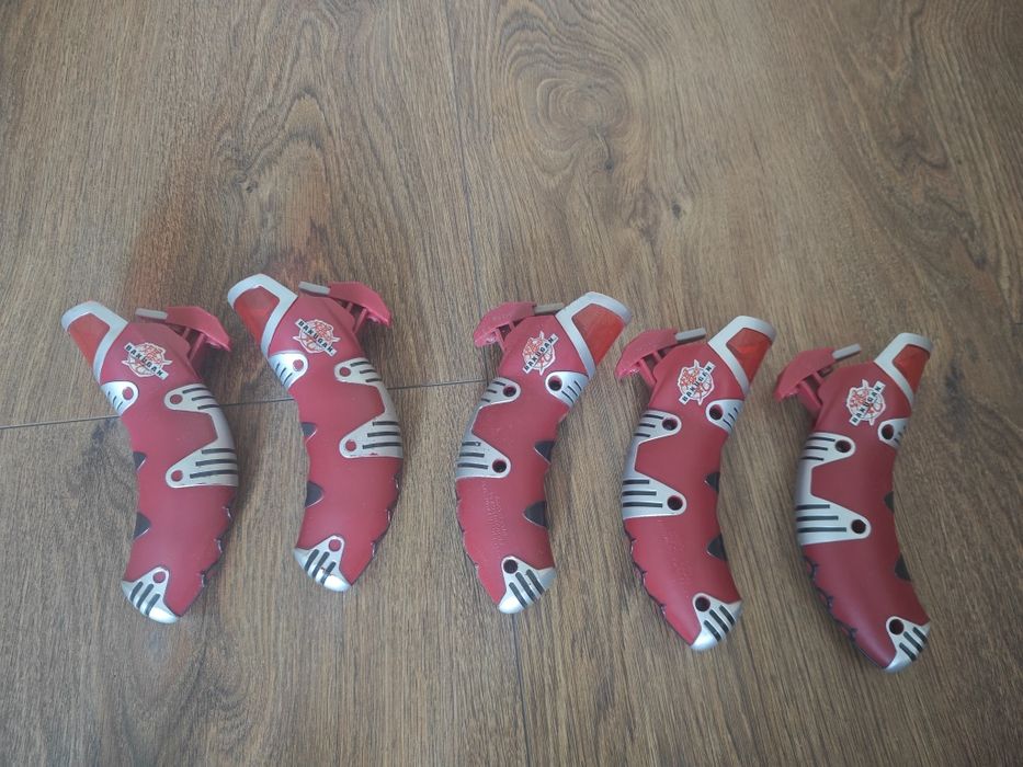 Бакуган    играчки