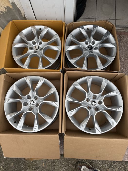 Jante Skoda Octavia Superb Rs Vrs R19 Model Xtreme X treme 7,5jx19ET51