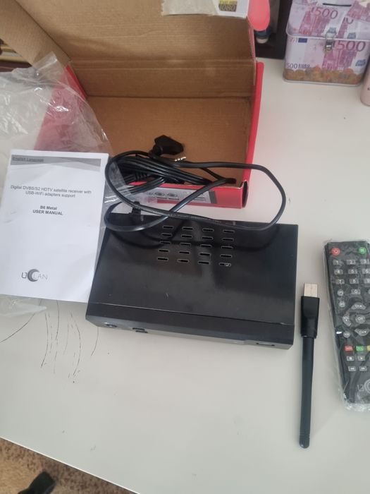 Receiver Satelit usb-wifi