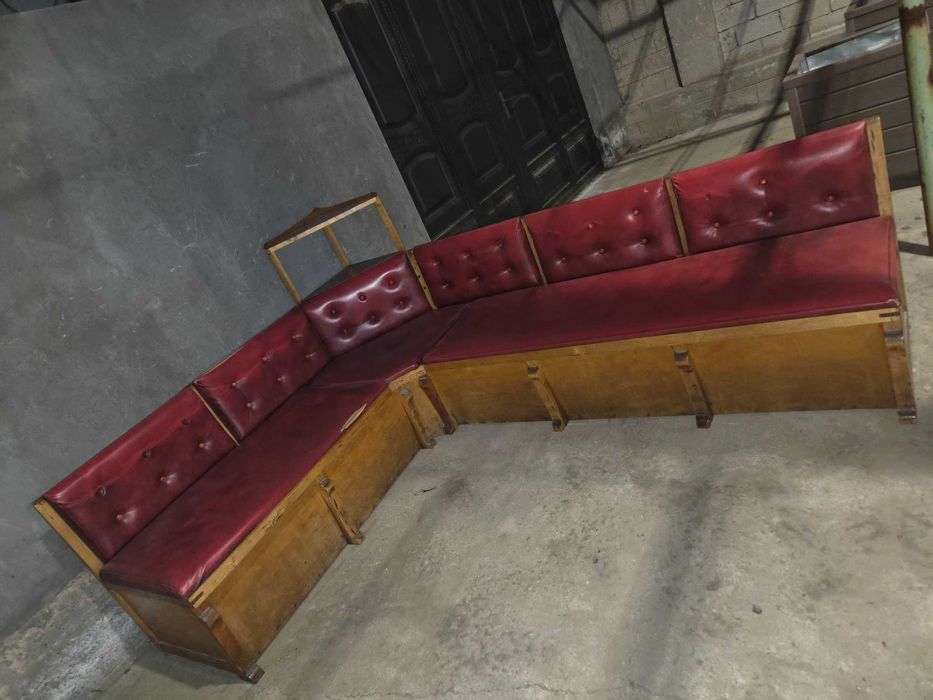 Мебельный уголок