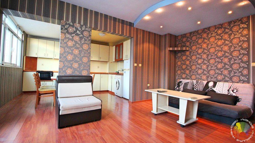 Дава се под наем Двустаен апартамент в Бургас, Зорница - 68 кв.м за 331.5 € - Снимка #3