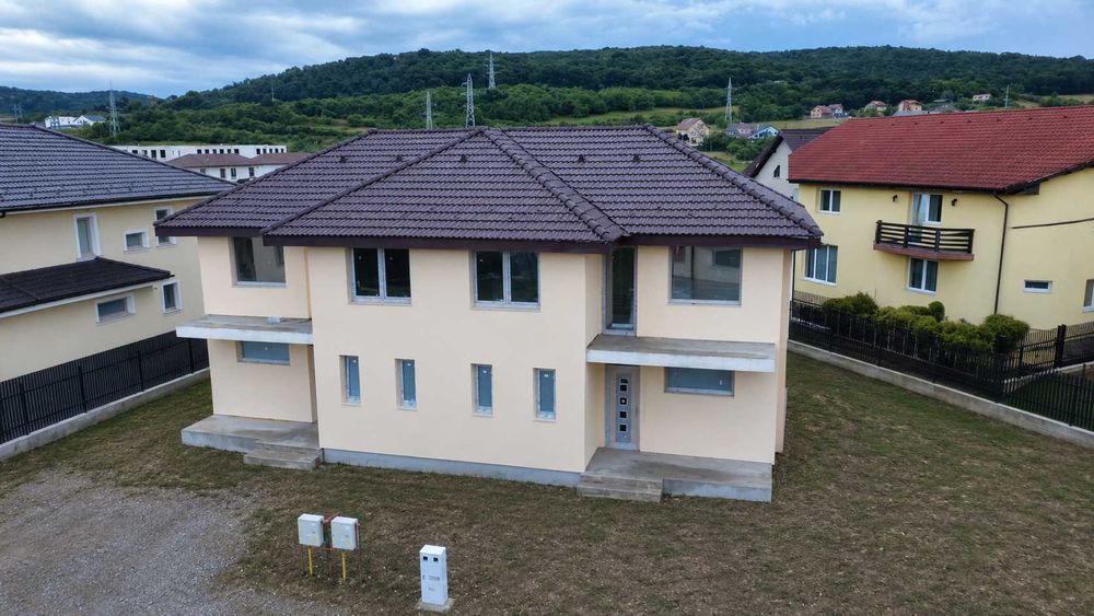casa duplex de vanzare in cartierul Unirii, str. Hagi Stoian