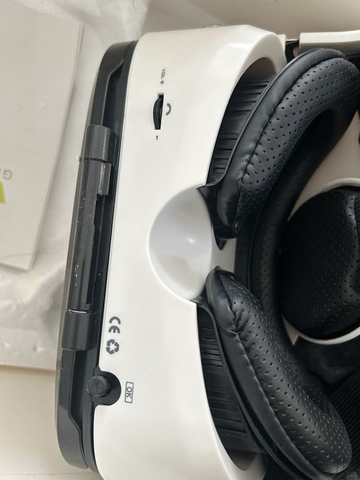 Продам VR очки .