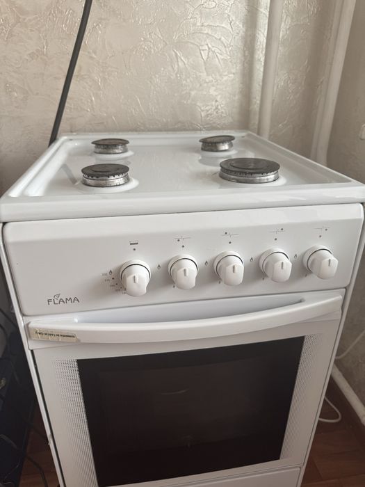 Продам газовую плиту