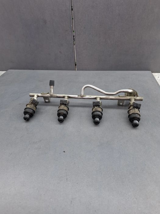 Rampa injectoare - Opel Vectra 2002 1.8 MT (122 hp)