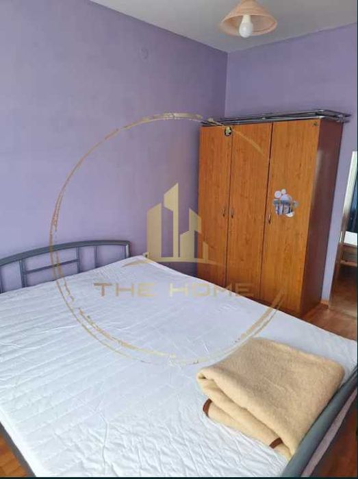 Дава се под наем Тристаен апартамент в Варна, Цветен квартал - 80 кв.м за 500 € - Снимка #4