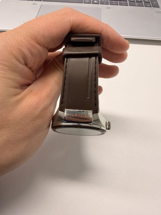 Tommy HilfigerWhite/Rubber Ø43 mm