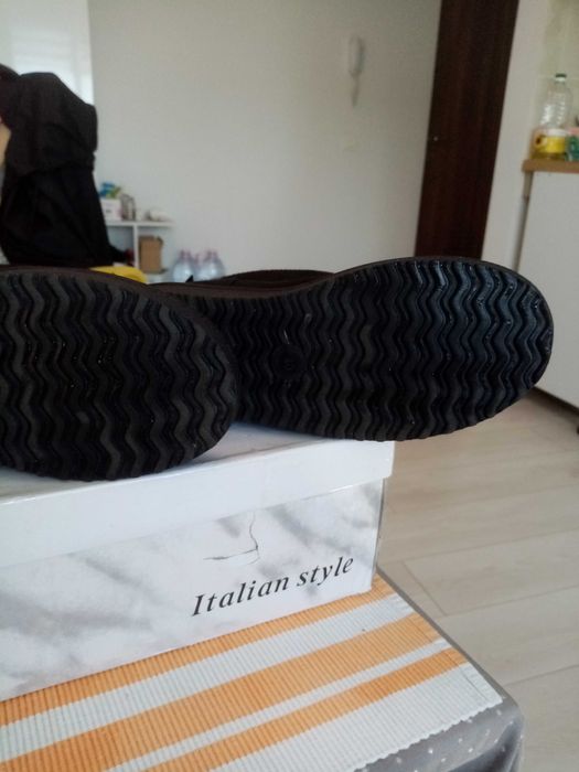 Vind cizme tip UGG nr 40