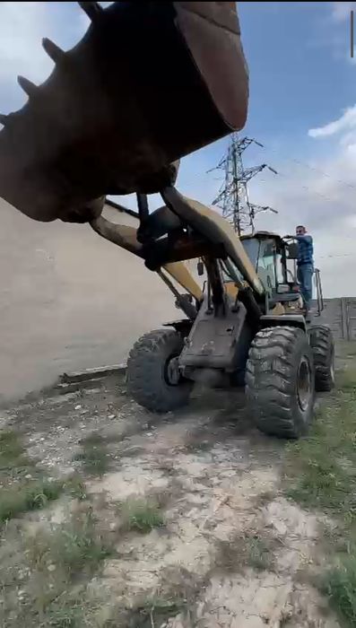 погрузчик lg 953