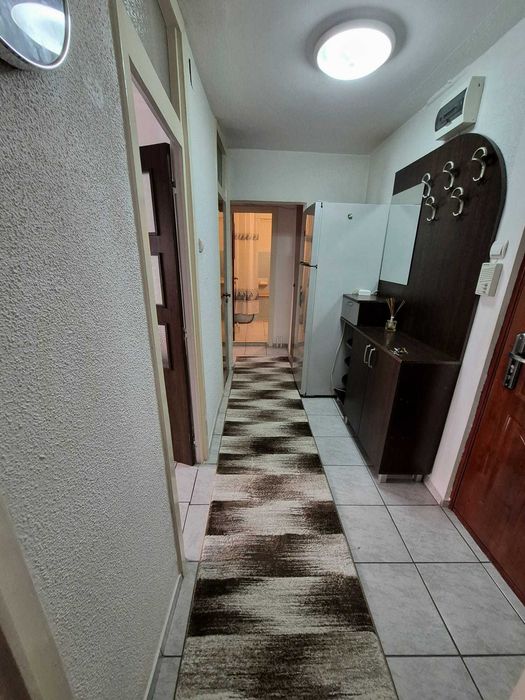 Închiriez apartament 2 camere – intersecția Mihail Sebastian cu Calea Rahovei, la 10 minute de Vulcan Value Centre