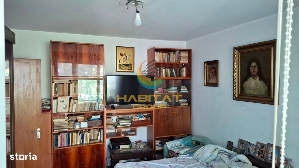 Apartament 4 camere decomandat Resita -  Scoala 129